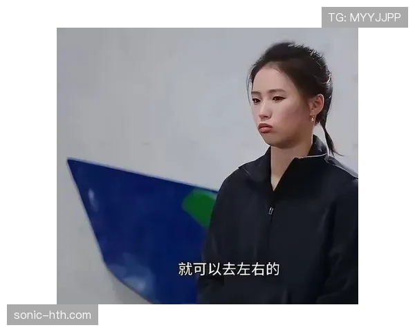 陈芋汐训练场门口拎着名牌包,我这月工资都不够,笑死 陈芋汐训练场门口拎着名牌包,我这月工资都不够,笑死